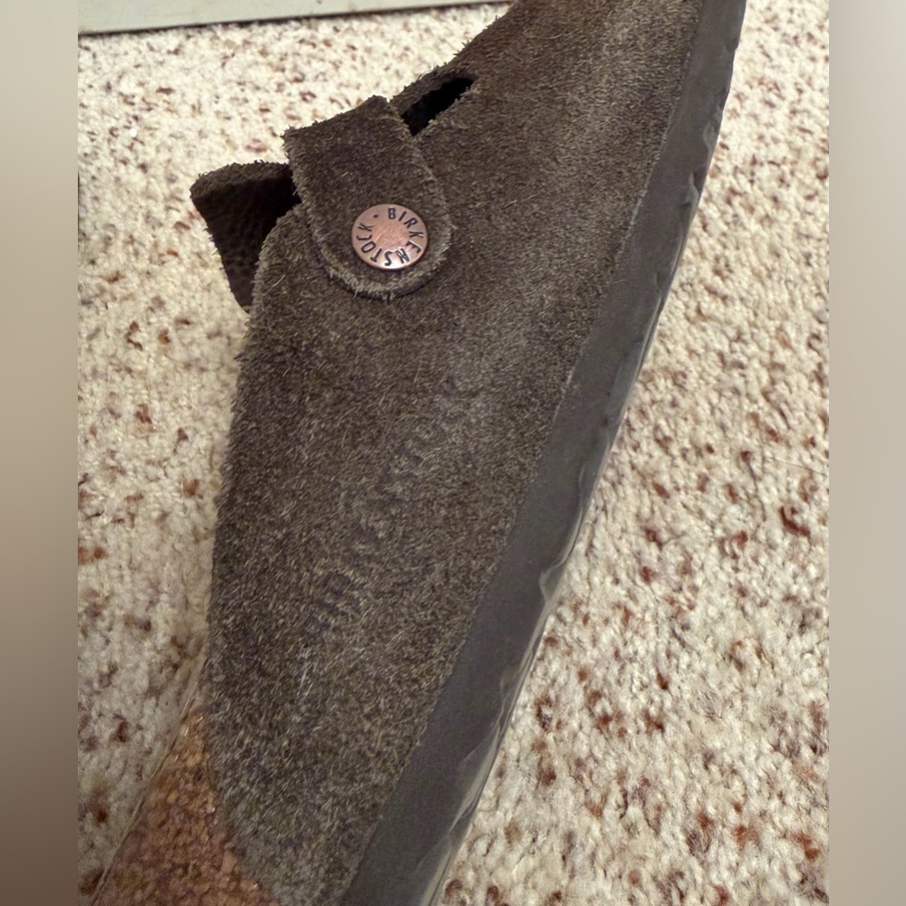 Birkenstock Boston Suede Clogs in Mocha/Brown, Size 40 (9.5-10) - Picture 6 of 11